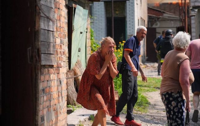 Под ударом ТЦК, университет, дома: все об атаке по Харькову и Запорожью (фото, видео)