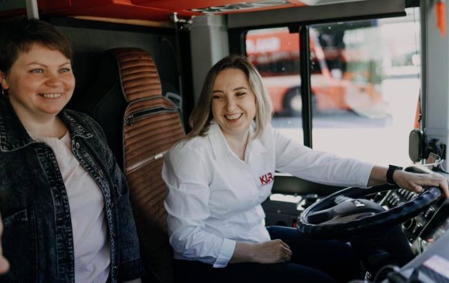 Незабаром жінка за кермом автобуса більше не буде винятком