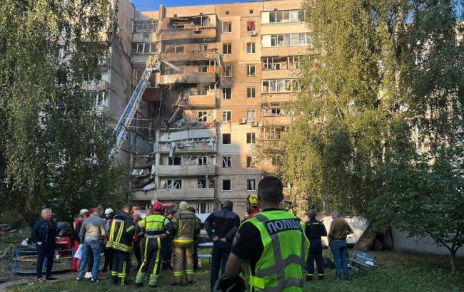 Під час обстрілу Києва постраждали патрульні: двоє поліцейських у лікарні