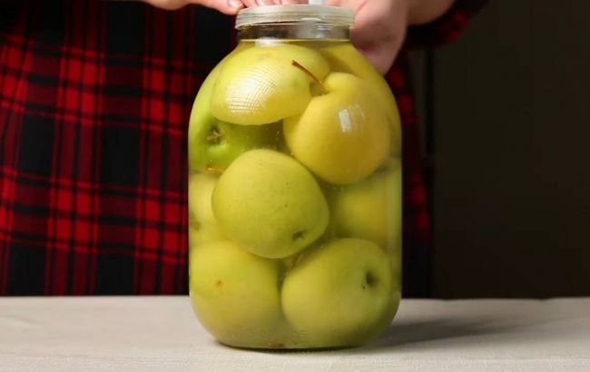 Домашні квашені яблука за 15 хв: перевірений рецепт