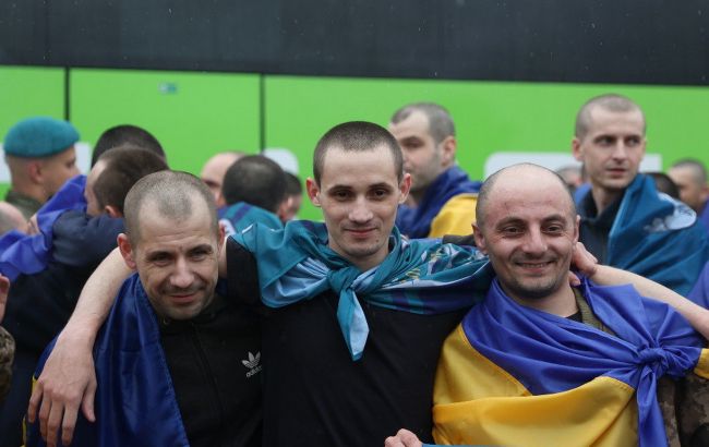 Украина и Россия провели новый обмен пленными (фото, видео)