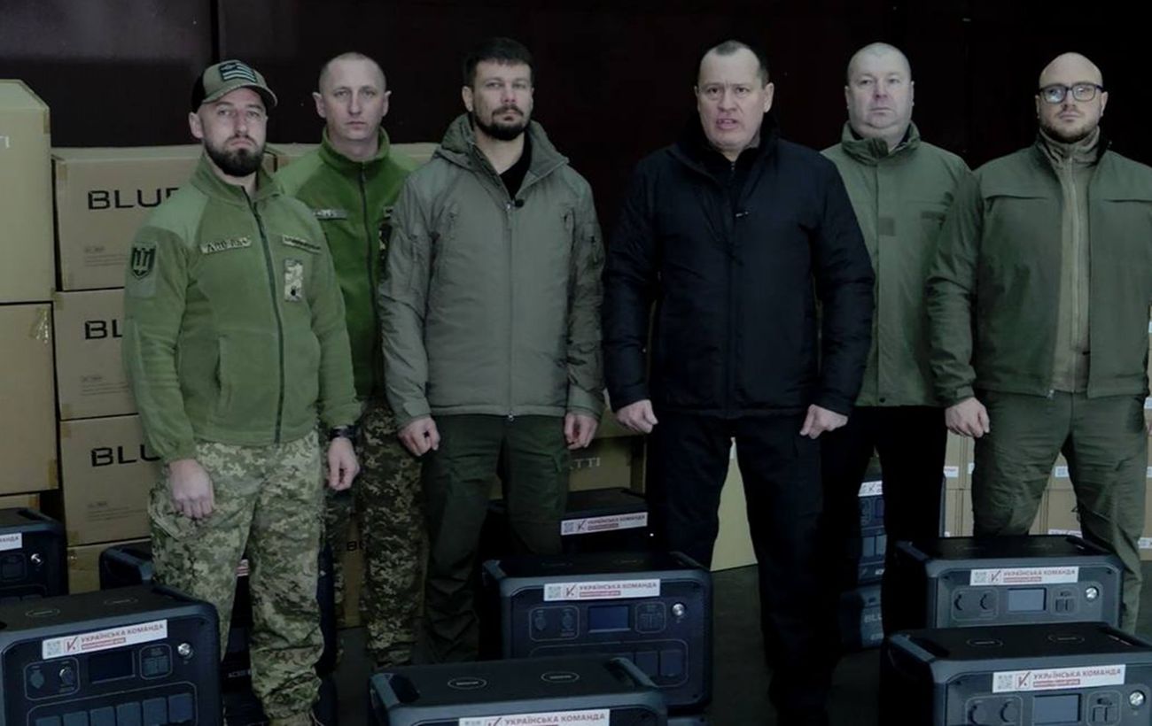 "Українська команда" передала 117 бригаді ТрО зарядні станції та сіткомети, - Палатний