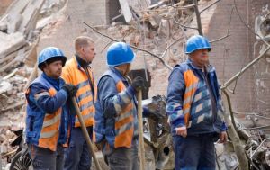 Росія атакувала Дніпро 20 годин поспіль: що відомо про наслідки