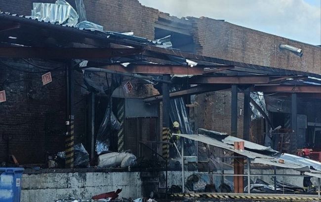 Россия назвала "Новую почту" логистическим центром ВСУ и не скрывает ударов (видео)
