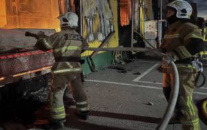 Пошкоджені будинки та поранені: що відомо про наслідки атаки на Київщину