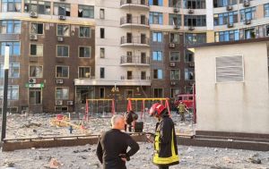 Наслідки удару по Одесі: під завалами будинку виявили тіло людини