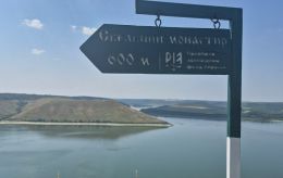 "Не верьте, что под водой &ndash; дома". Репортаж РБК-Украина из туристической Бакоты