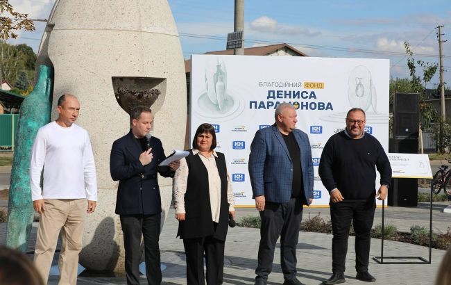 "Зерно життя": у Білій Церкві відкрили унікальний Фонтан Сковороди від Фонду Дениса Парамонова