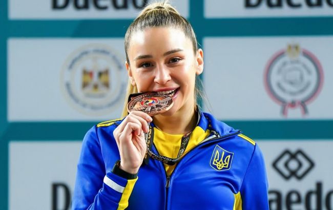 "Можу з'їсти і піцу, і солодке": Анжеліка Терлюга розповіла про свій раціон та підтримку форми