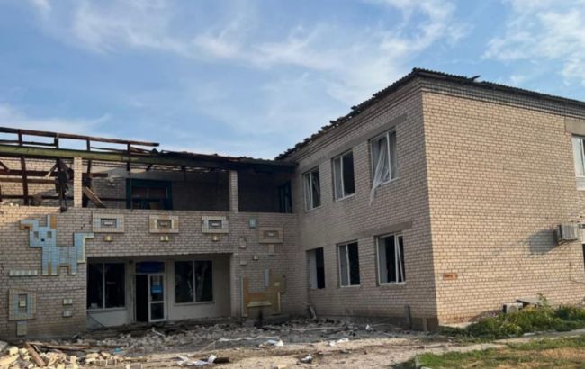 Появились фото разрушительных последствий обстрелов Днепропетровской области