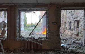 КАБ попал в школу в Сумах во время уроков: ученики и учителя были в укрытии