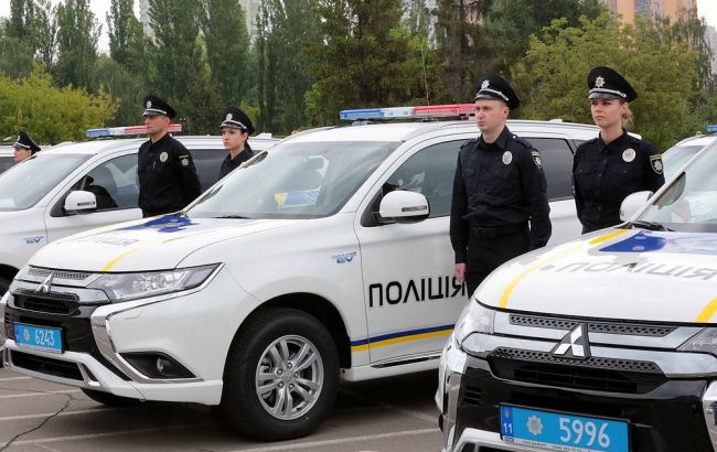 Нацполіція отримала 83 гібридних автомобіля нового покоління