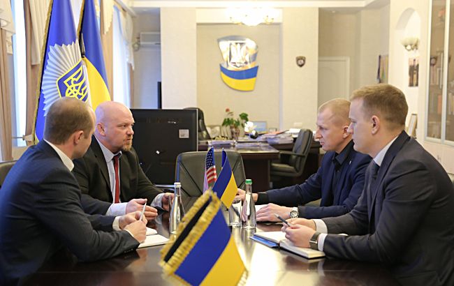 Правоохоронці України та США обговорили створення платформи для протидії наркозлочинності