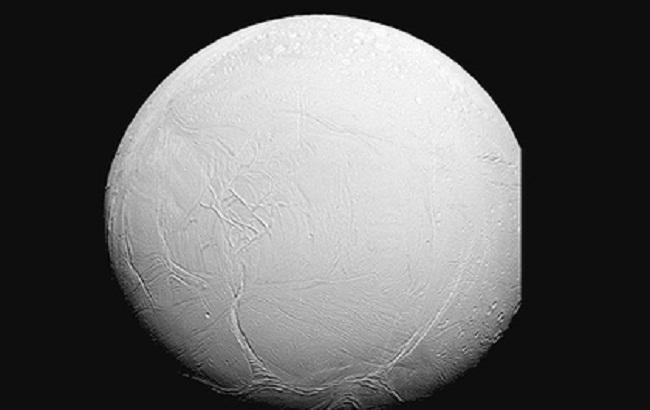 Вчені виявили в надрах супутника Сатурна ознаки життя