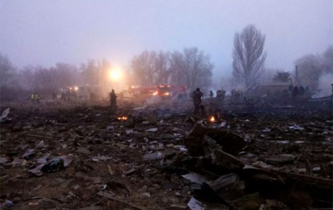 Катастрофа літака в Киргизії: слідів вибухових речовин на місці падіння не знайдено