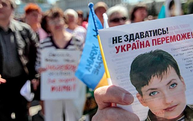 Сегодня в Киеве будут пикетировать посольство РФ с требованием освободить Савченко