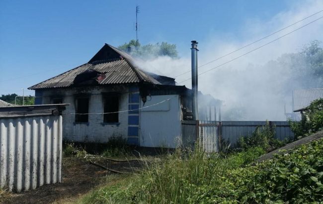 Оккупанты выпустили по Сумской области 230 снарядов: поврежден интернат, есть раненые