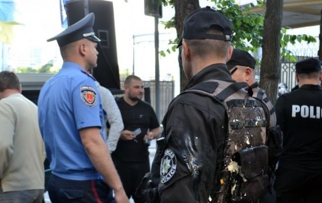 В Одесі активісти влаштували безлади біля будівлі консульства РФ