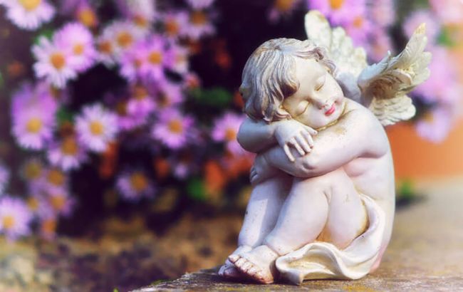 День ангела в ноябре 2021: как назвать ребенка и кого поздравить с именинами