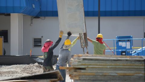 Кабмин утвердил финансирование на ремонт и строительство школ