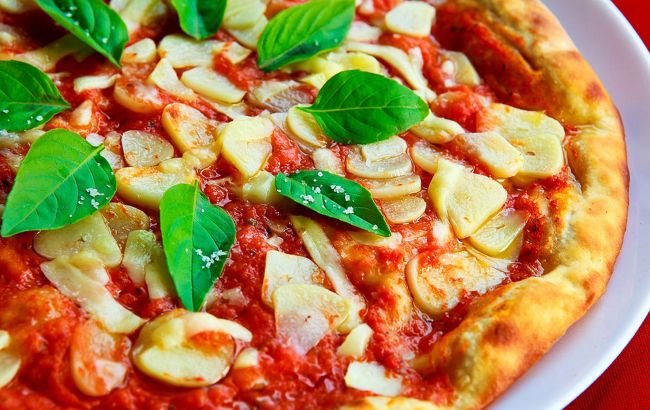 Ресторанная пицца дома: как легко и быстро приготовить правильный соус