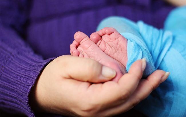 У семи областях України батьки почали отримувати "пакунки малюка"