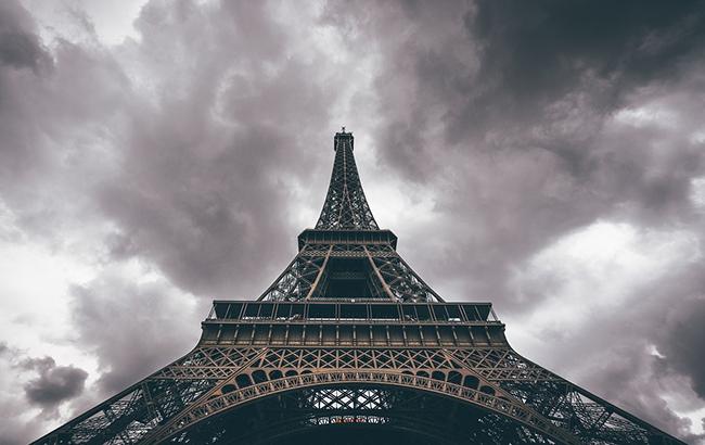 Через повені в Парижі евакуювали тисячу осіб: відео