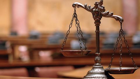 Суд над Януковичем: коллегия адвокатов настаивает на отводе судей