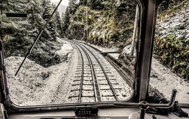 МИУ разрабатывает проект первого скоростного ж/д пути в Украине