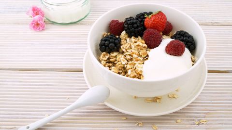 Розвіяно міф про користь вівсянки на сніданок: краще відмовитися