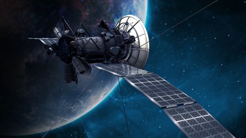 Свалка на орбите. Чем грозит космический мусор и как с ним хотят бороться