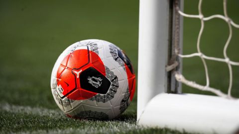 В чемпионате Англии выявили шесть случаев заражения коронавирусом