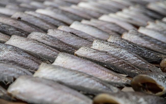 Из-за вспышек ботулизма в Украине из торговых точек изъяли 637 кг рыбы
