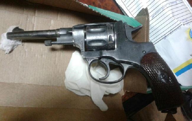 У Запоріжжі затримано кримінального авторитета з арсеналом зброї