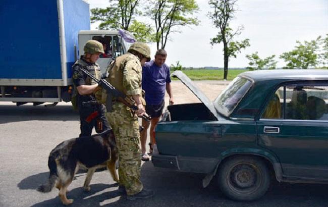 Гвардійці затримали в зоні АТО трьох бойовиків ДНР