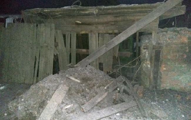 Поліція показала наслідки нічного артобстрілу прифронтового Торецька