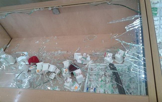 У Києві пограбували ювелірний магазин