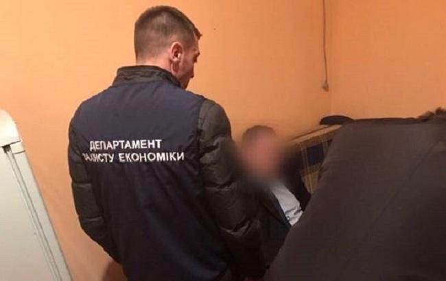 В Николаевской области задержали адвоката, готовящего взятку силовику