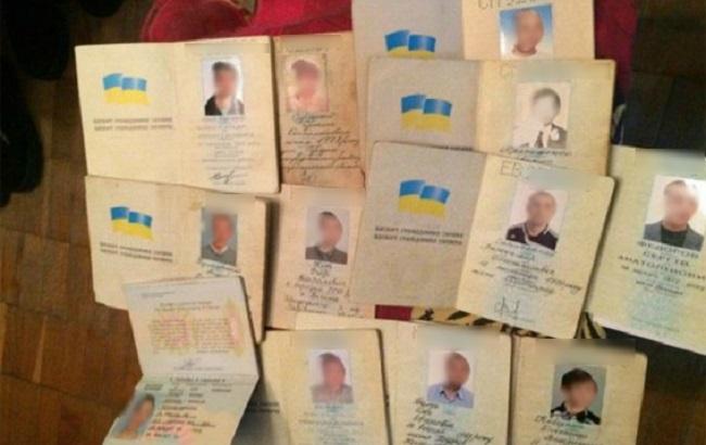 У Львівській області керівнику підрозділу ДМС дали 5 років за легалізацію іноземців