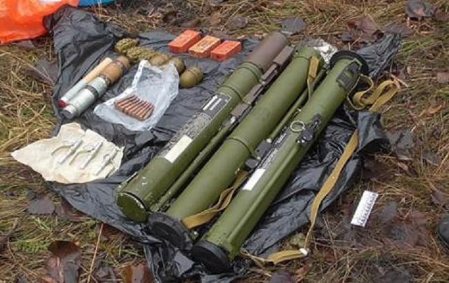 Правоохранители обнаружили тайник с боеприпасами в Запорожье