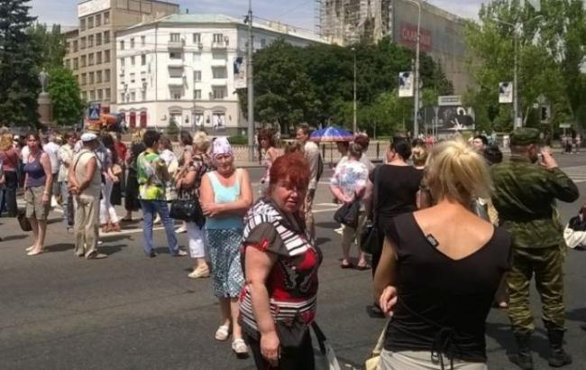 Протест в Донецке: на стихийном митинге осталось около 30 человек