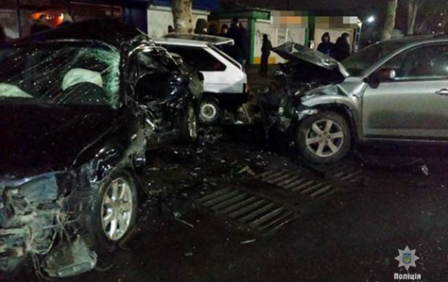 В Запорожской области произошло ДТП с участием 5 автомобилей, есть пострадавшие