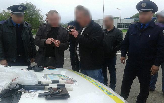 В Черниговской области 3 полицейских под видом ГАИ вымогали взятки