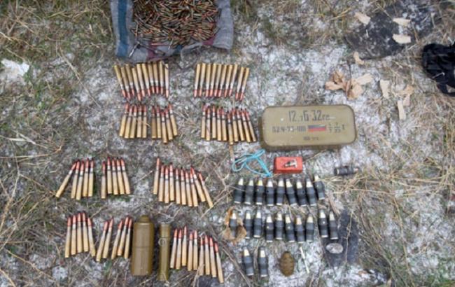 Поліція виявила арсенал боєприпасів у Артемівську