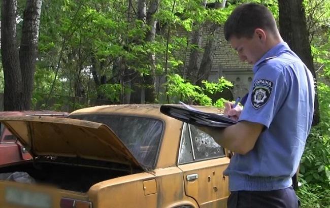 У Києві зі штрафмайданчика зникли автомобілі