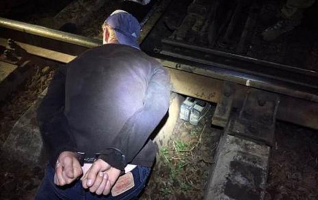 В Харькове на 6 лет посадили диверсанта за попытку взорвать железную дорогу