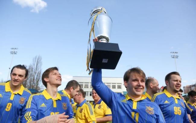 "Парламентский кубок": журналисты и депутаты встретились на футбольном поле