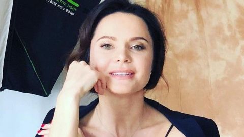 Статуэточка: Лилия Подкопаева в кожаном экстрамини покорила точеной фигурой