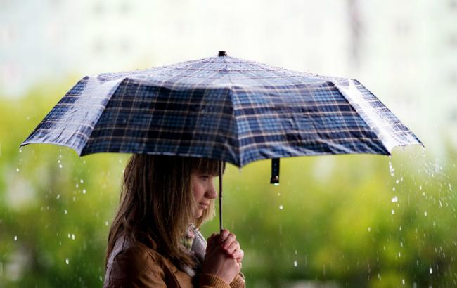Погода на травневі: в Україні очікуються дощі
