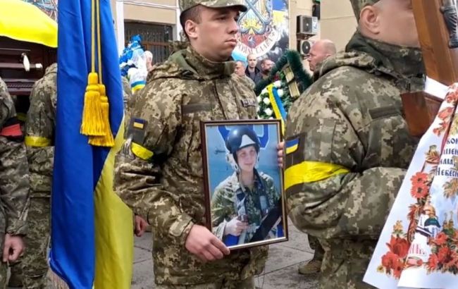 Знищив 20 танків РФ і сотні окупантів. Зеленський присвоїв загиблому пілоту звання Героя України